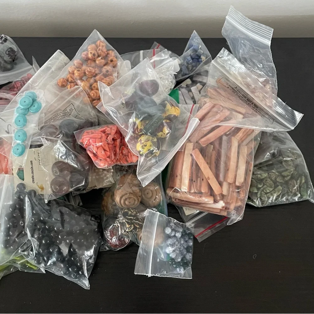 N/A assorted beads